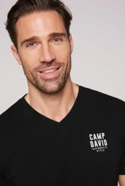 CAMP DAVID & SOCCX Basic T-Shirt V-Neck mit Logo Print black Online