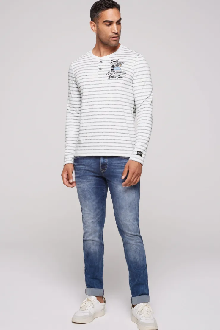 CAMP DAVID & SOCCX Gestreiftes Henley-Shirt mit Artwork opticwhite Flash Sale