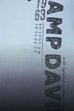 CAMP DAVID & SOCCX T-Shirt Dip Dye mit senkrechtem Logo Artwork black Flash Sale